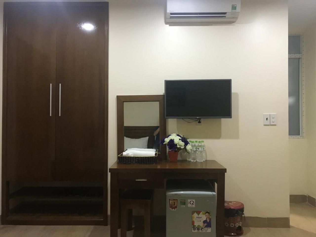 Ha Vy Hotel Cat Ba Island Buitenkant foto