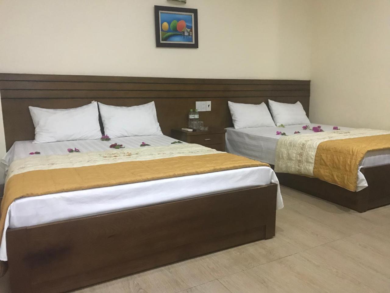 Ha Vy Hotel Cat Ba Island Buitenkant foto